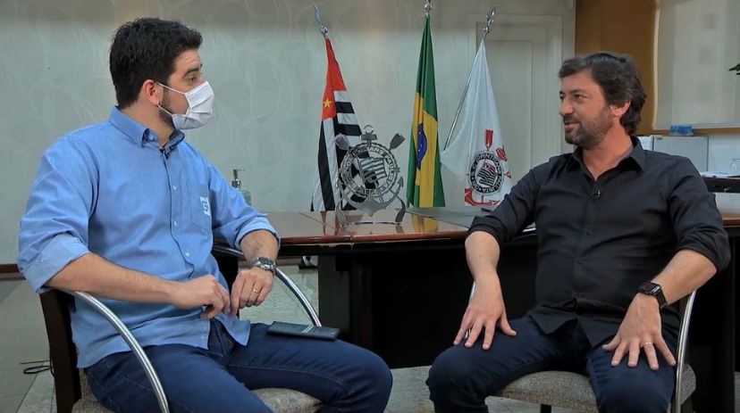 Presidente do Corinthians, Duílio Monteiro Alves concedeu entrevista exclusiva ao jornalista Tiago Salazar da Gazeta Esportiva. (Foto: Divulgação/Gazeta Esportiva)