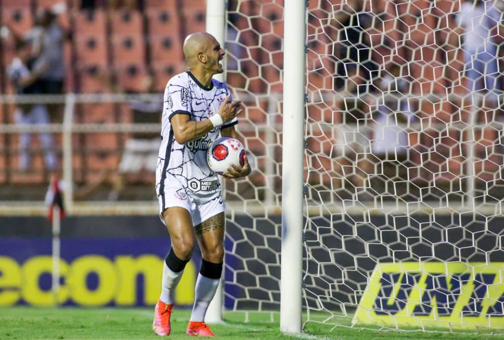 Fábio Santos em jogo pelo Corinthians (Foto: Rodrigo Coca / Agência Corinthians)