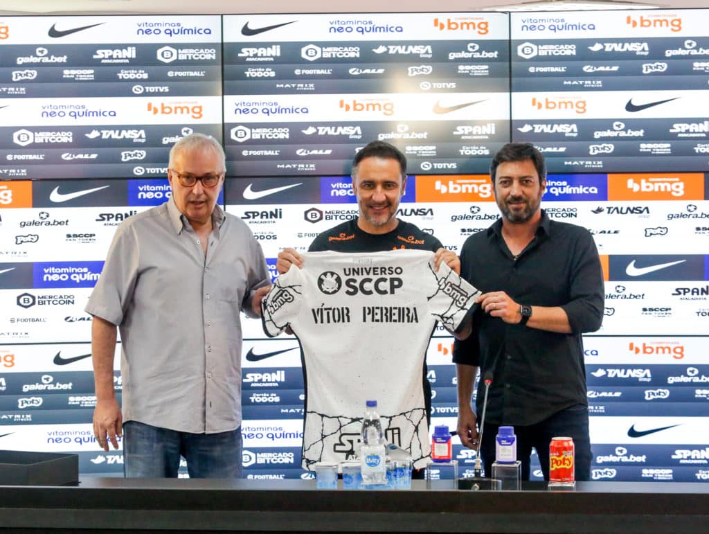 Vitor Pereira no Corinthians (Foto: Rodrigo Coca/Agência Corinthians)