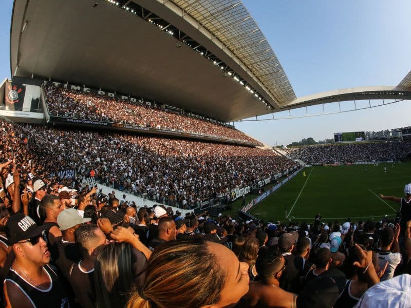 Corinthians assume liderança do ranking de média de público no Brasil