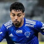 A negociação foi mais complicada do que o previsto mas Matheus Bidu chegará ao Corinthians. (Foto: Gustavo Aleixo / Cruzeiro)
