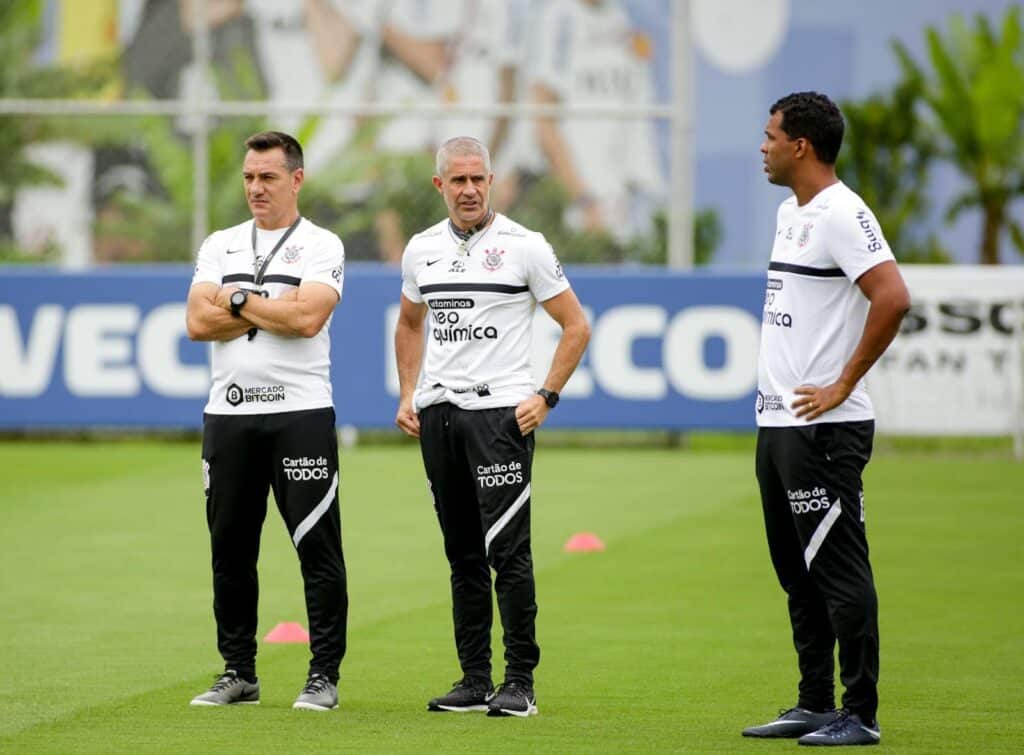 Sylvinho, ex-técnico do Corinthians, é o novo técnico da Albânia. (Foto: Reprodução/Ag. Corinthians)