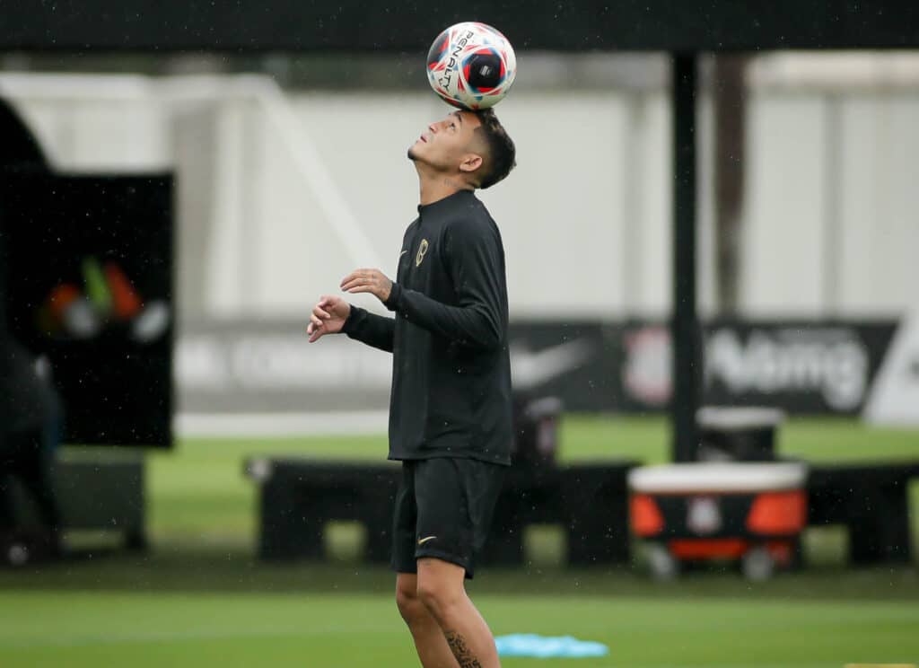 Adson se recuperou de lesão e tem novo contrato assinado com o Corinthians. (Foto: Reprodução/Rodrigo Coca/Ag Corinthians)