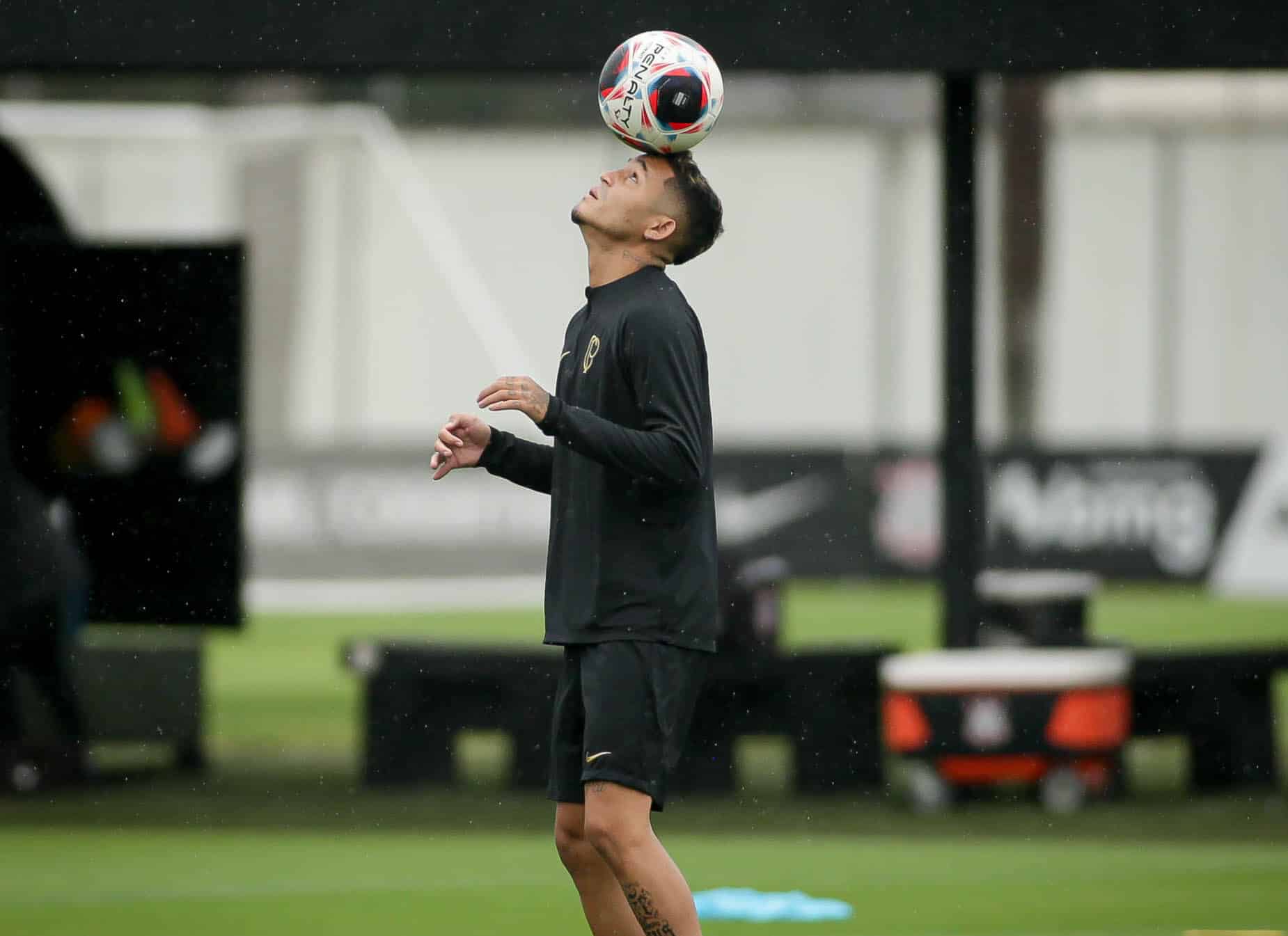 Adson se recuperou de lesão e tem novo contrato acertado com o Corinthians. (Foto: Reprodução/Rodrigo Coca/Ag Corinthians)