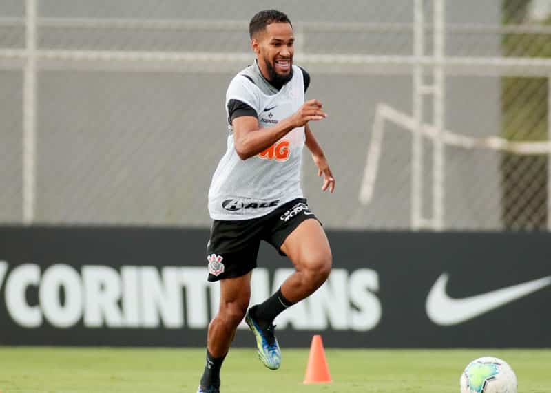 Pretendido pelo América/MG, Everaldo pode deixar o clube em breve. (Foto: Rodrigo Coca / Ag Corinthians)