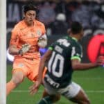 Cássio lamenta segundo gol sofrido pelo Corinthians mas diz que serve como aprendizado