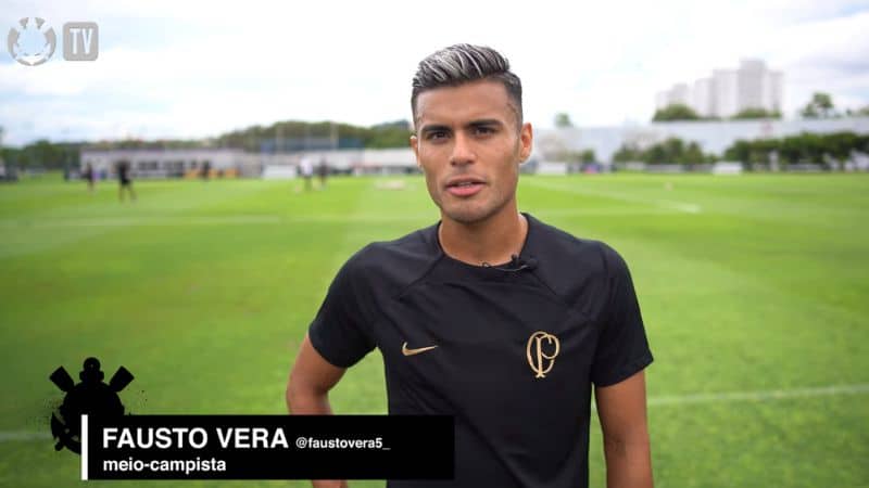 Fausto Vera comenta sobre retorno ao Corinthians após período de recuperação