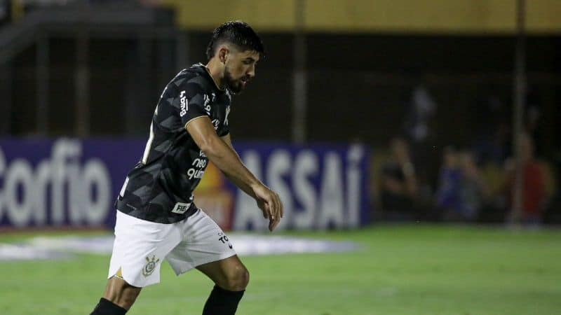 Qual a dupla de zaga ideal para o Corinthians no Dérbi contra o Palmeiras pelo Paulistão? Confira os números
