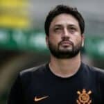 Técnico do Corinthians Feminino fala sobre objetivo de treinar o masculino; confira