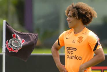 Não é a primeira vez que o Corinthians vacila em renovação com alguma cria do terrão, portanto é preciso ficar atento. (Foto: Rodrigo Coca / Ag Corinthians)