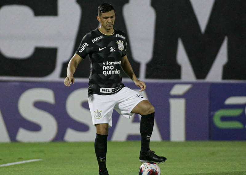 Balbuena está com um futebol abaixo do esperado, mas Fernando Lázaro não colocou nele a culpa pela derrota. (Foto: Rodrigo Coca / Ag Corinthians)