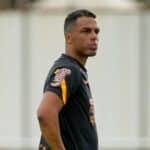 Técnico do Corinthians admite oscilação da equipe com os desfalques: 'ausências alteram um pouco'