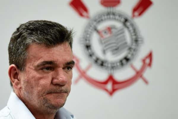 Andrés Sanchez responde se vai concorrer a presidência do Corinthians