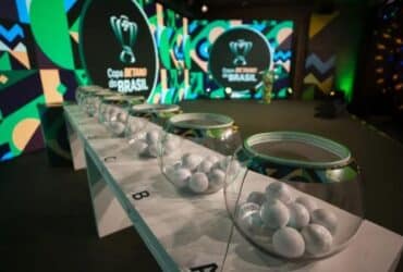 Foto potes sorteio da Copa do Brasil 2023