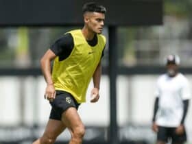 Corinthians retoma treinos de olho no restante da temporada