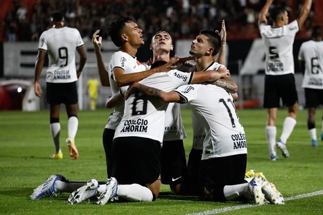 Onde assistir Corinthians x Bragantino ao vivo pelo Campeonato Brasileiro Sub-20