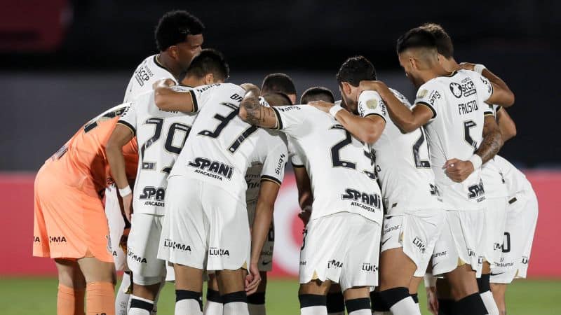 Corinthians reunido para partida diante do Liverpool
