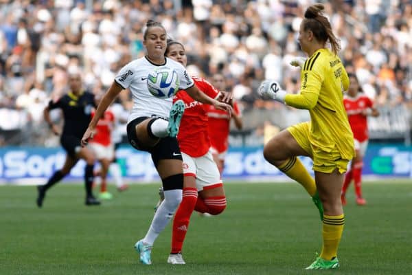 Último confronto entre Corinthians e Internacional foi pela Supercopa Feminina 2023