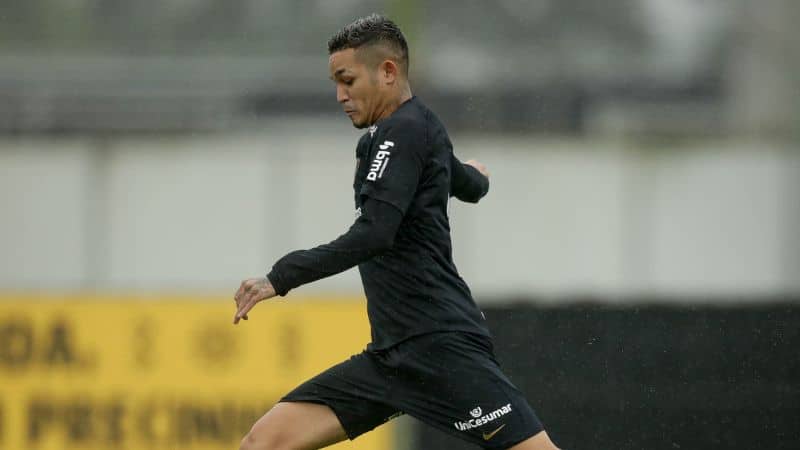 Corinthians escalado para confronto contra o Botafogo pelo Brasileirão 2023