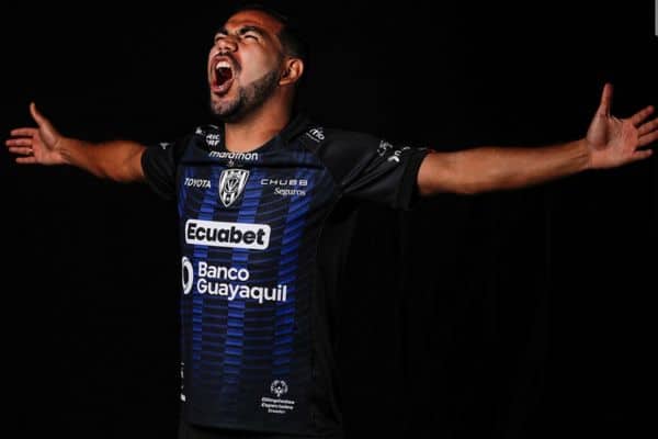 ex-meia do Corinthians, Sornoza agora é destaque do Independiente Del Valle e principal artilheiro de equipes equatorianas da história da Libertadores, com 17 gols no torneio.