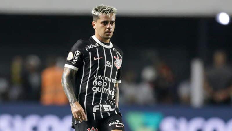 Fagner desfalca o Corinthians diante do Athletico, confira opções de Luxemburgo: