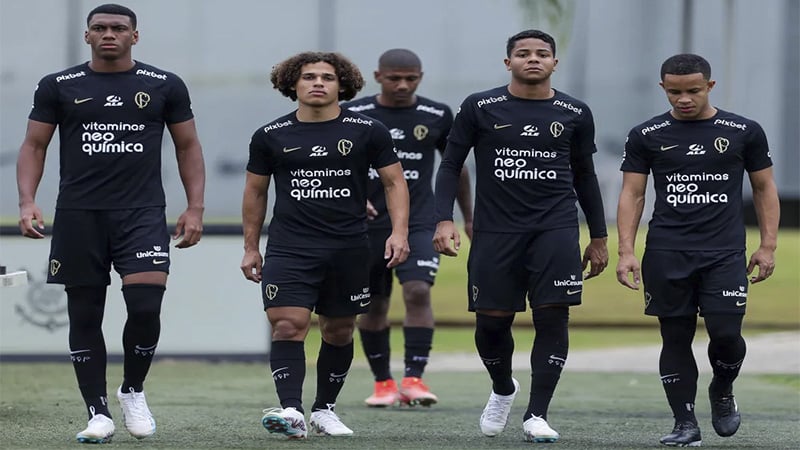 confira-percentuais-e-duracao-de-contrato-do-corinthians-com-joias-da-base