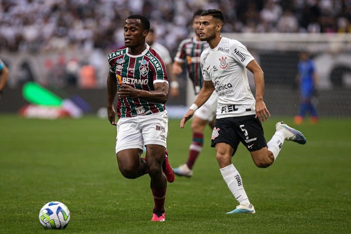 Onde assistir Fluminense x Corinthians AO VIVO pelo Brasileirão