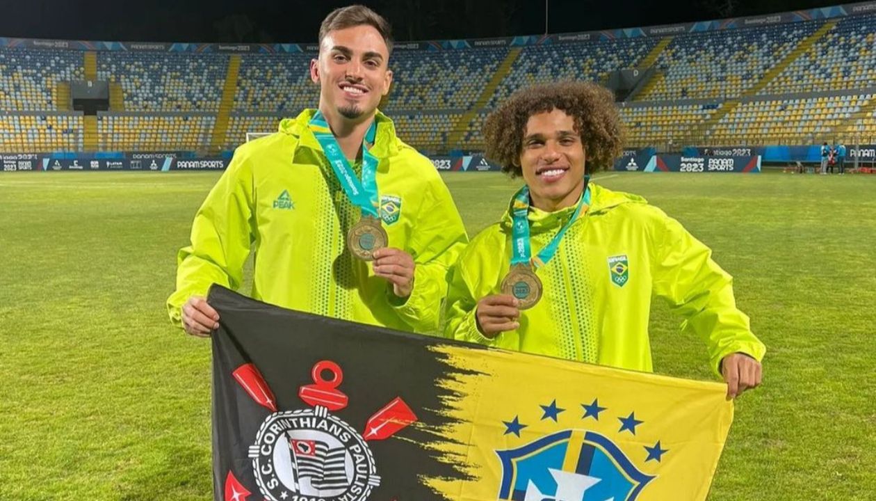 apos-titulo-do-pan-americano-com-a-selecao-dupla-retorna-ao-corinthians