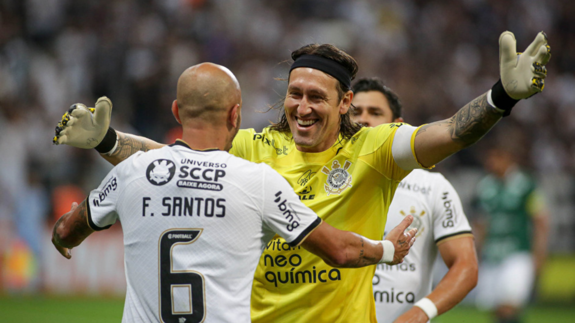 Fábio-Santos-Cássio-Corinthians