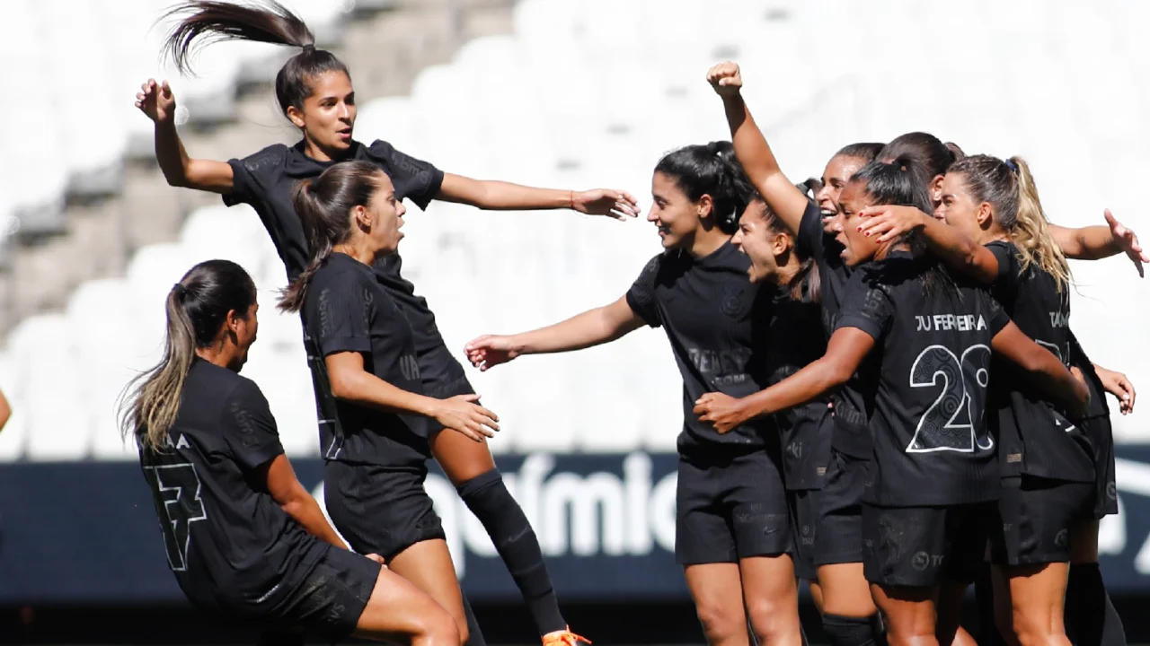 brasileirao-feminino-corinthians-bate-o-sao-paulo-em-jogo-com-duas-viradas