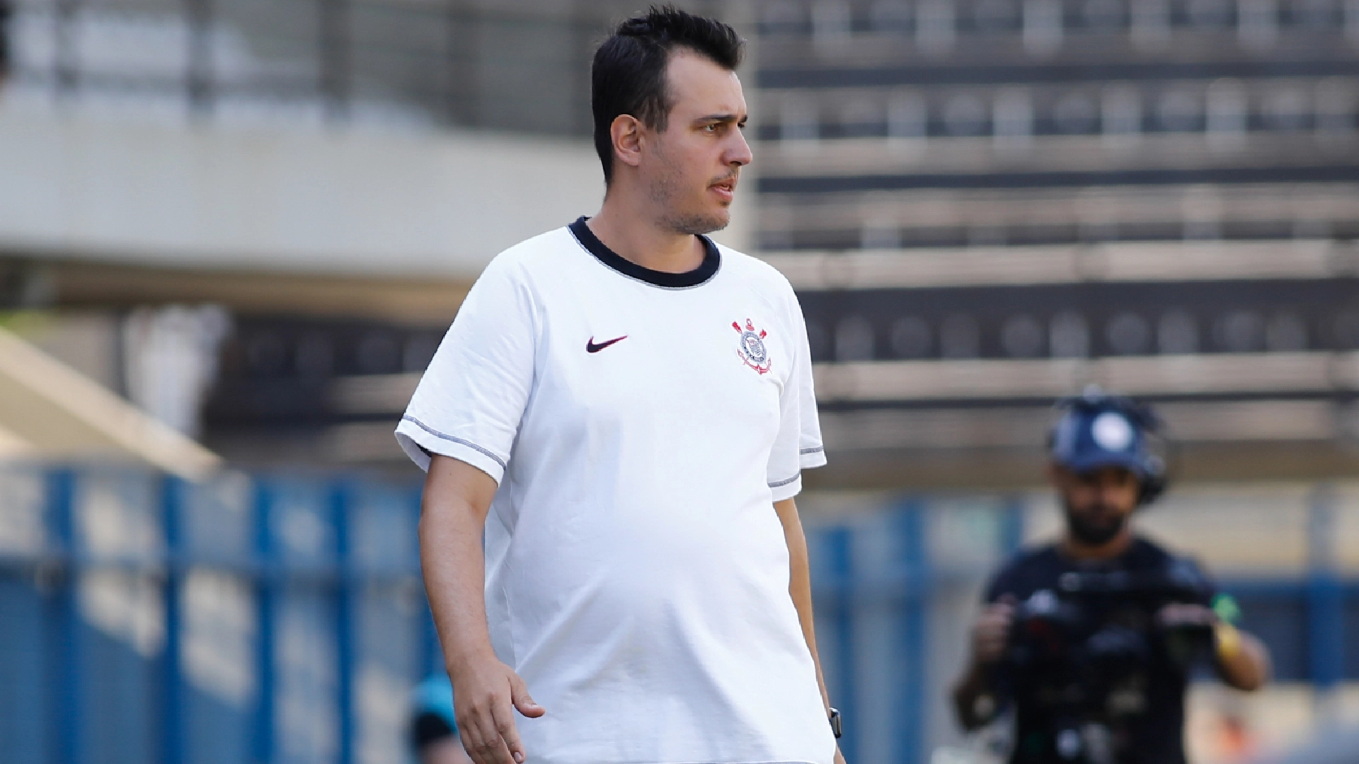 lucas-piccinato-indica-que-corinthians-devera-ir-ao-mercado-para-reforcar-o-time-feminino