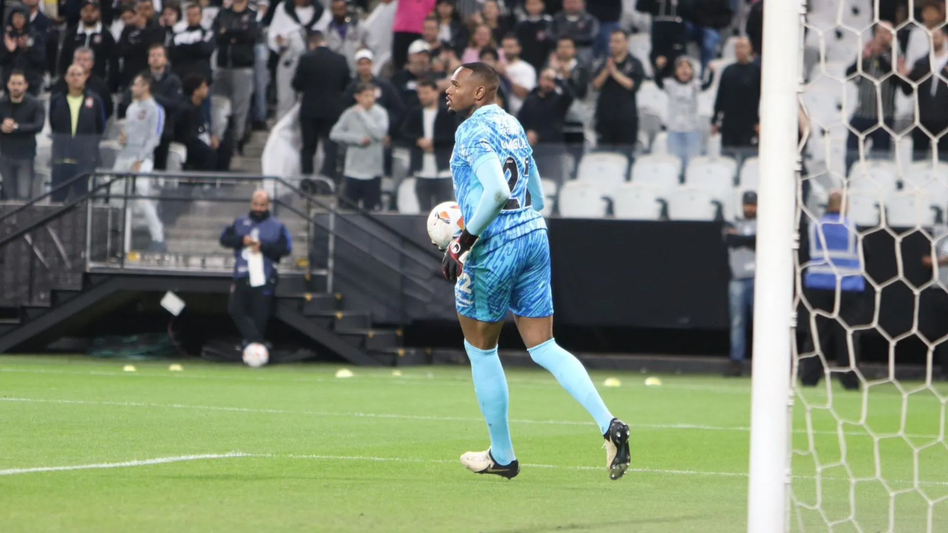 saída-cássio-corinthians-carlos-miguel-cruzeiro