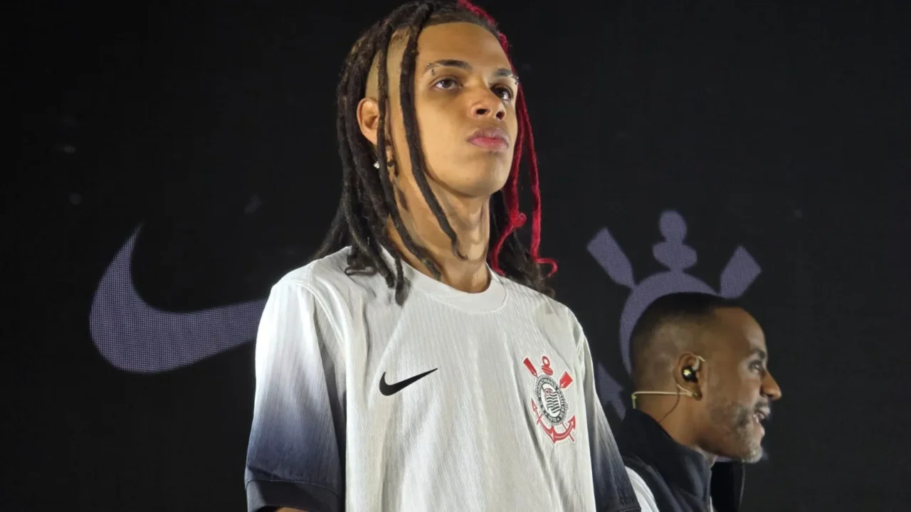 nike-e-corinthians-fazem-lancamento-de-novos-uniformes-do-timao-para-2024;-veja-imagens