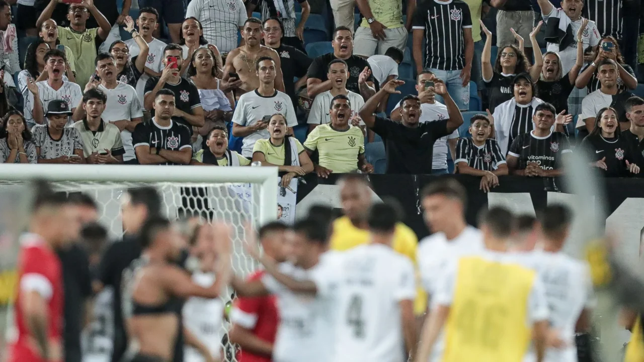 torcida-do-corinthians-conquista-feito-inedito-na-arena-em-partidas-do-brasileirao;-entenda