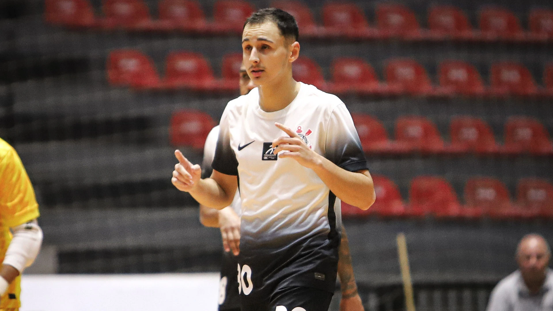 corinthians-e-joinville-empatam-na-estreia-da-taca-brasil-de-futsal