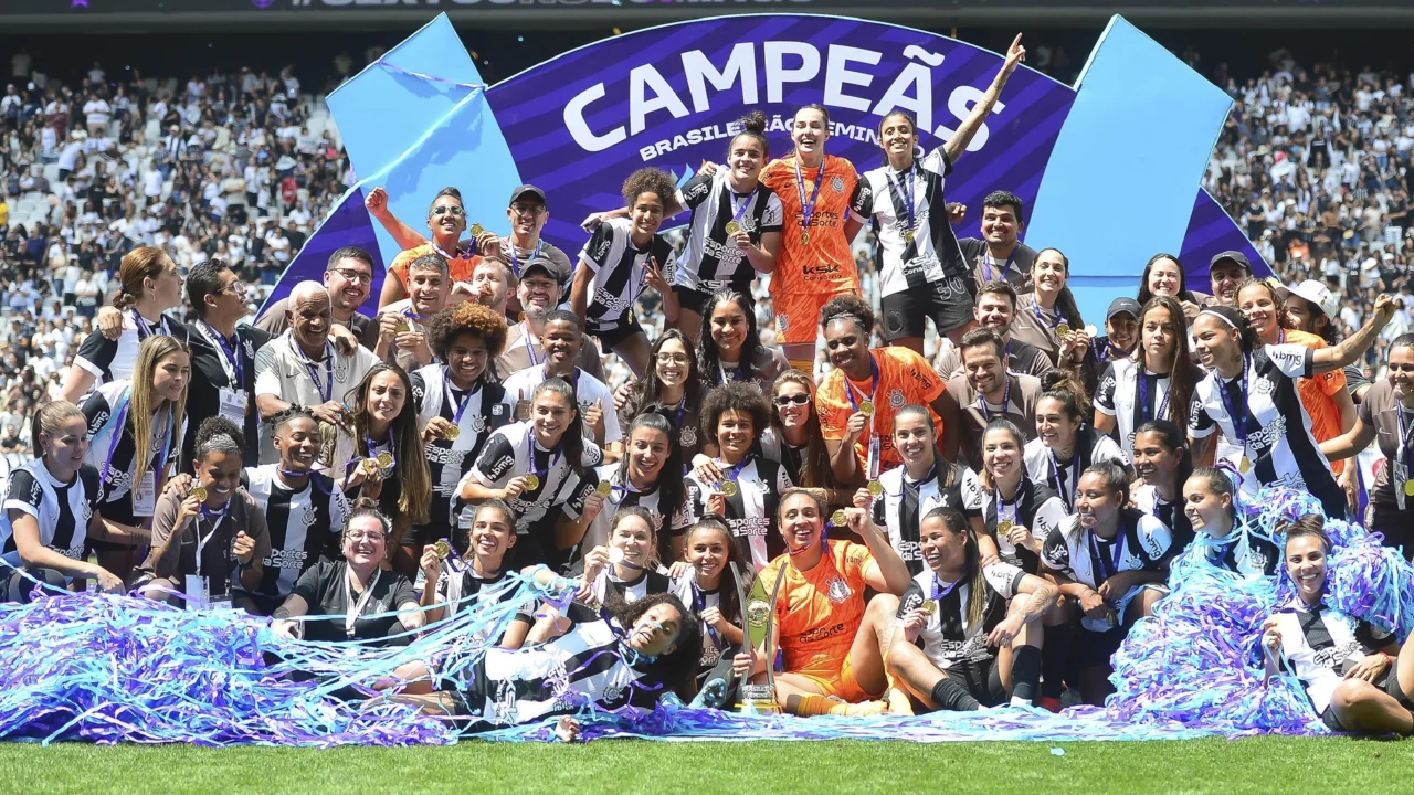 corinthians-bate-o-sao-paulo-e-conquista-o-hexa-do-brasileirao-feminino