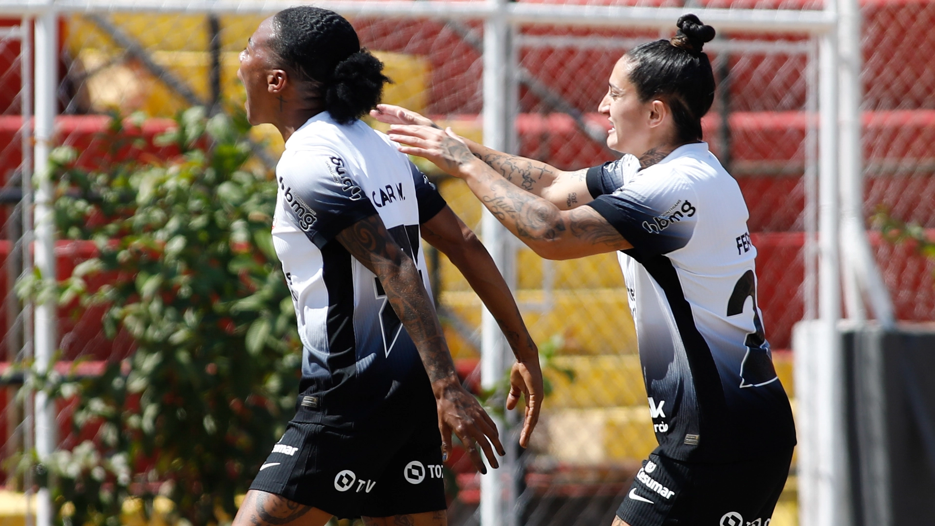 corinthians-goleia-sao-jose-mas-permanece-na-vice-lideranca-do-paulistao-feminino