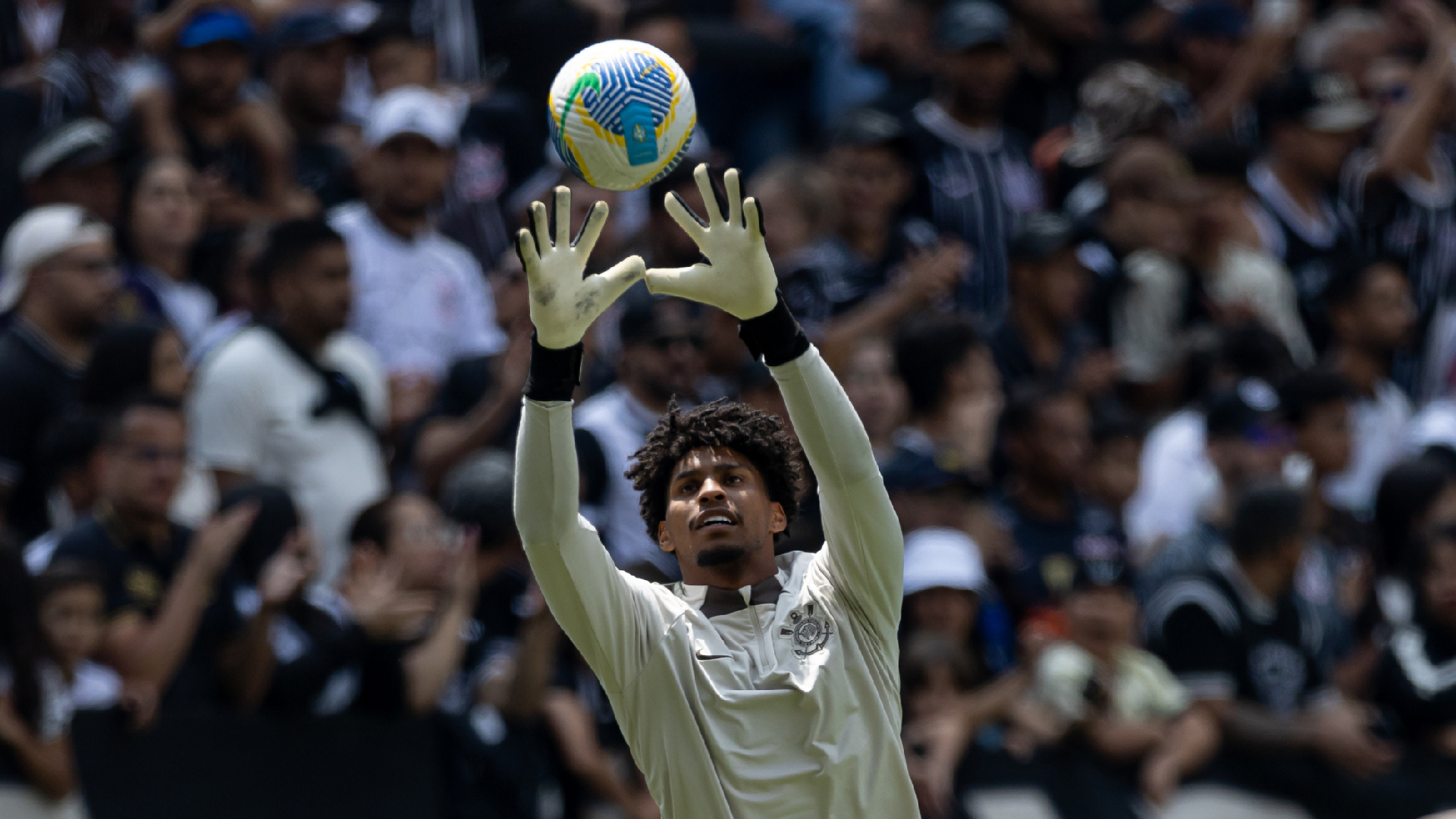 diante-da-torcida-corinthians-finaliza-preparacao-para-o-majestoso-do-brasileirao