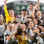 e-penta-corinthians-bate-santa-fe-e-conquista-o-titulo-da-libertadores-feminina