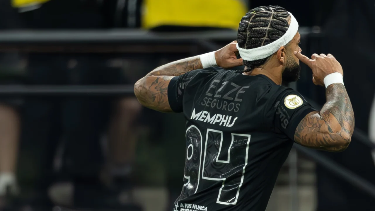 memphis-marca-seu-primeiro-gol-pelo-corinthians