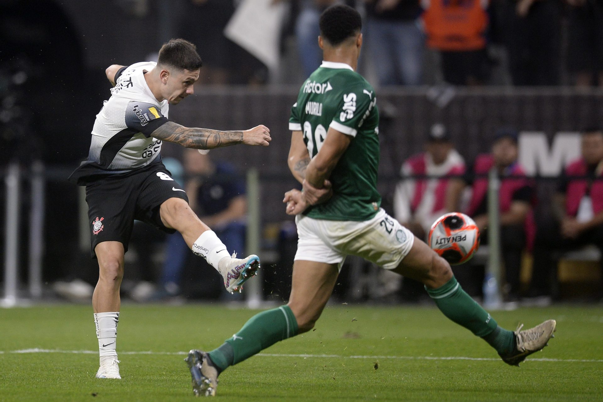 Corinthians e Palmeiras duelam pela Copa do Brasil