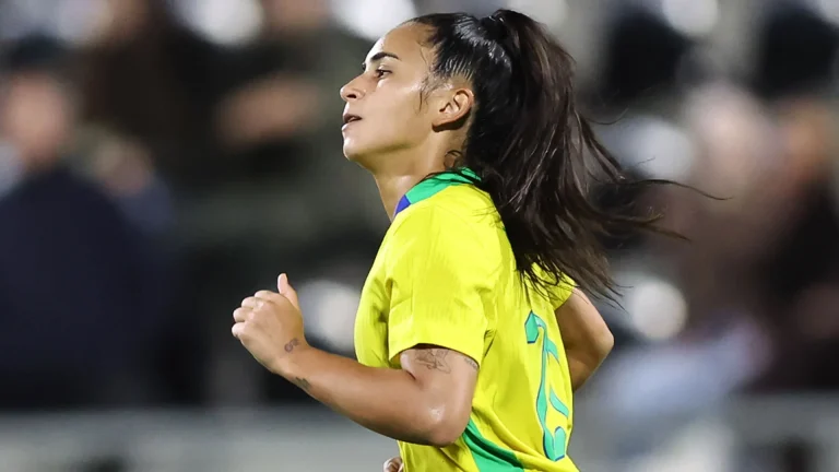 atletas-do-corinthians-estiveram-em-campo-no-amistoso-entre-brasil-e-noruega