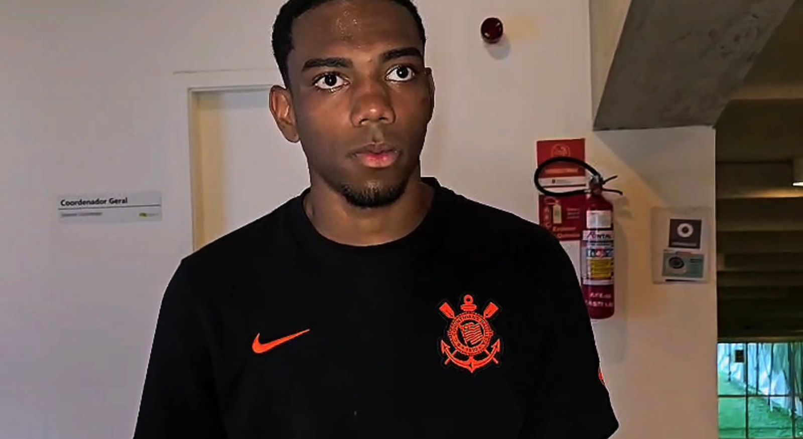 corinthians_vitinho_maycon_e_andre_falam_pos_derrota