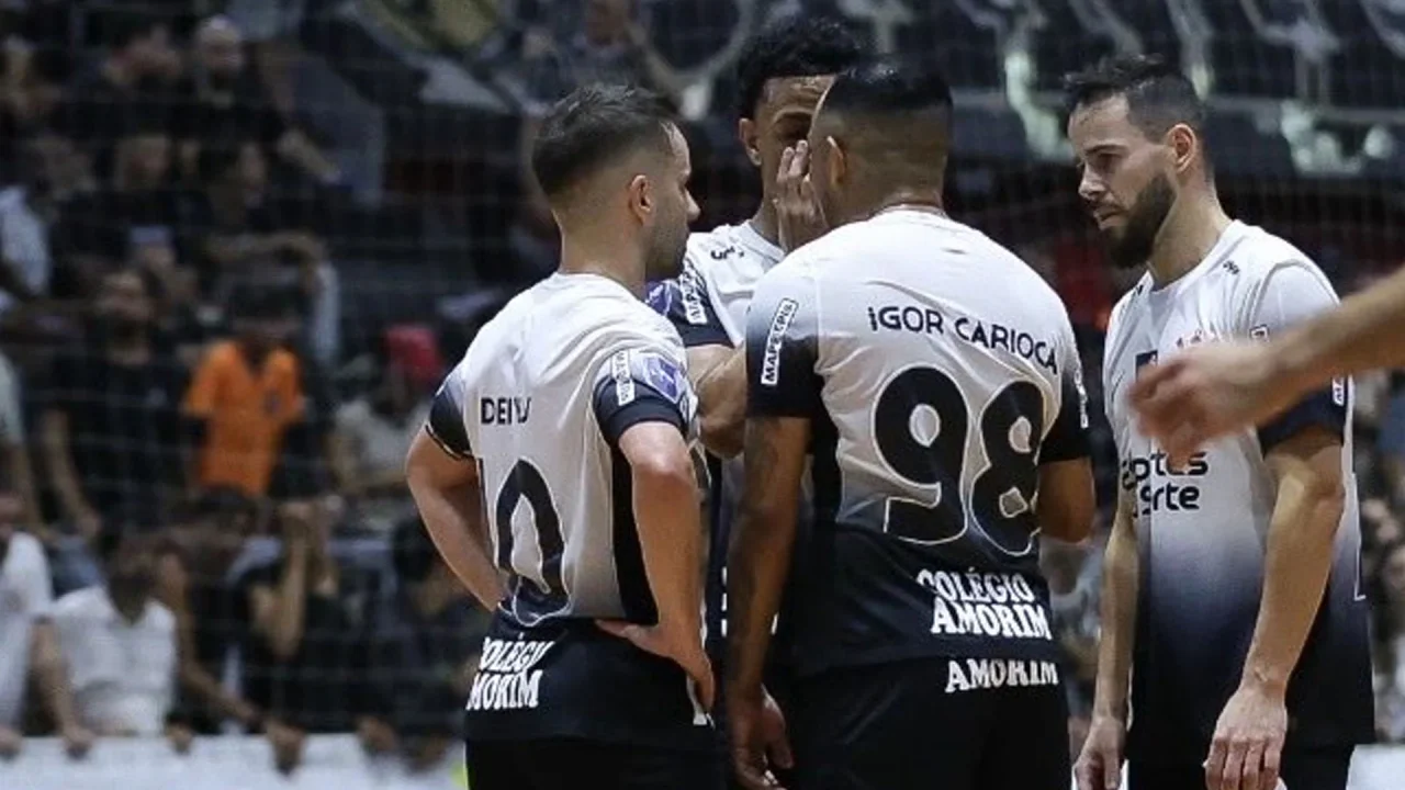 Corinthians_futsal_tem_muitos_atletas_de_saida