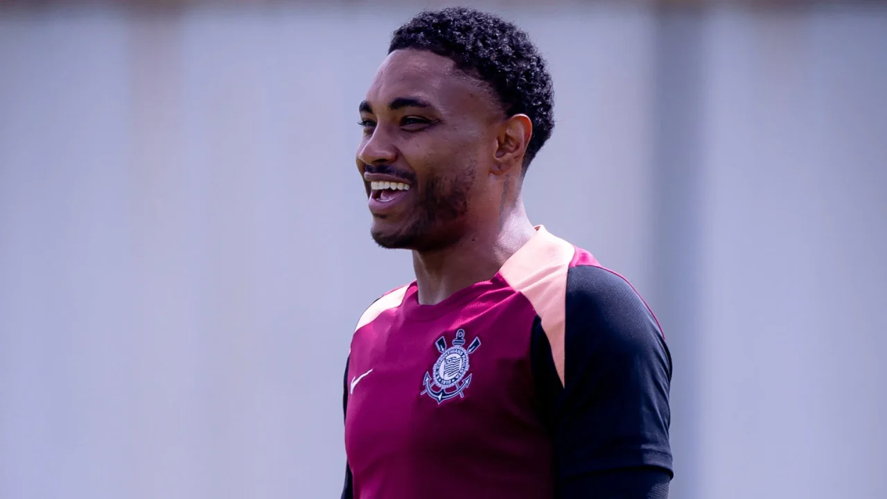 vitinho-projeta-duelo-entre-corinthians-e-sao-bernardo