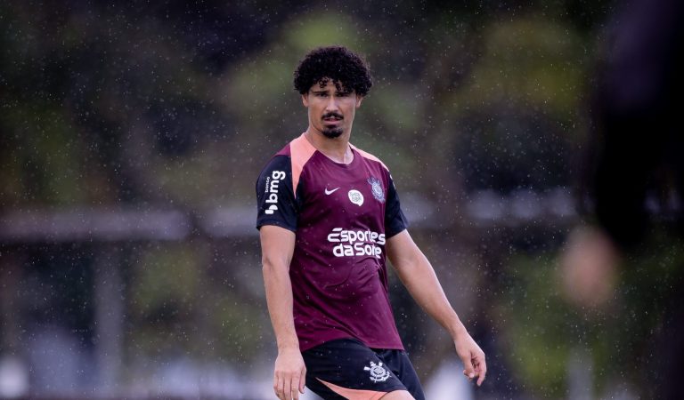 Corinthians volta aos treinos apos dois dias de folga e inicia preparacao para desafios da temporada