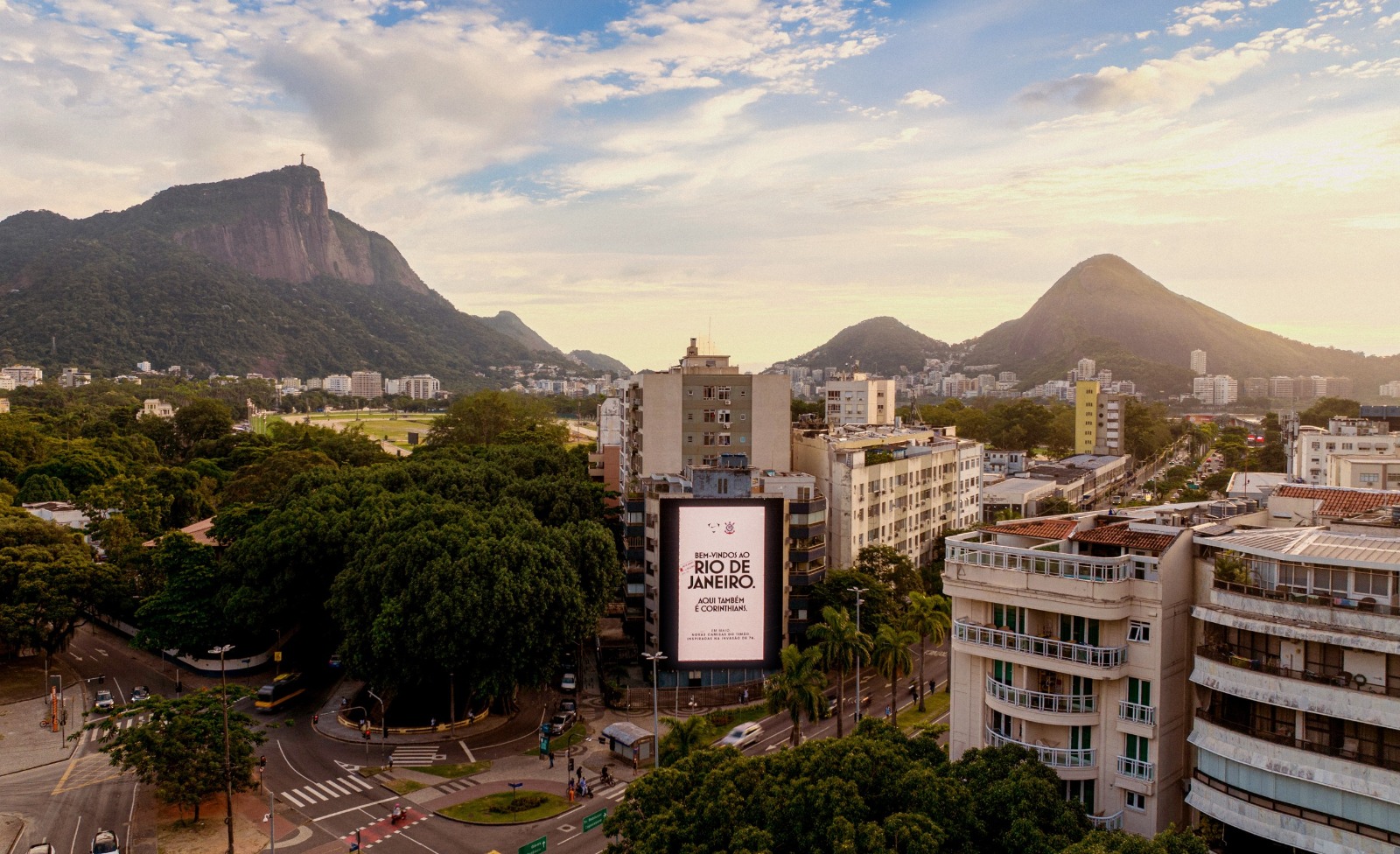 Nike inicia campanha para lançamento do novo uniforme do Corinthians