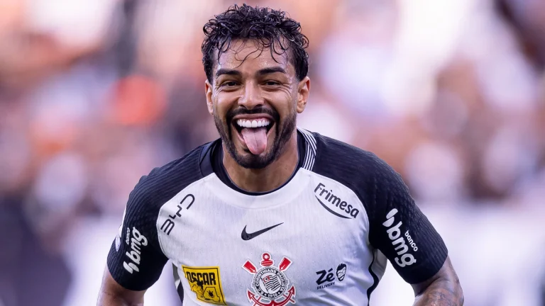 com-um-a-menos-corinthians-vence-vasco-e-deixa-z4-do-brasileirao