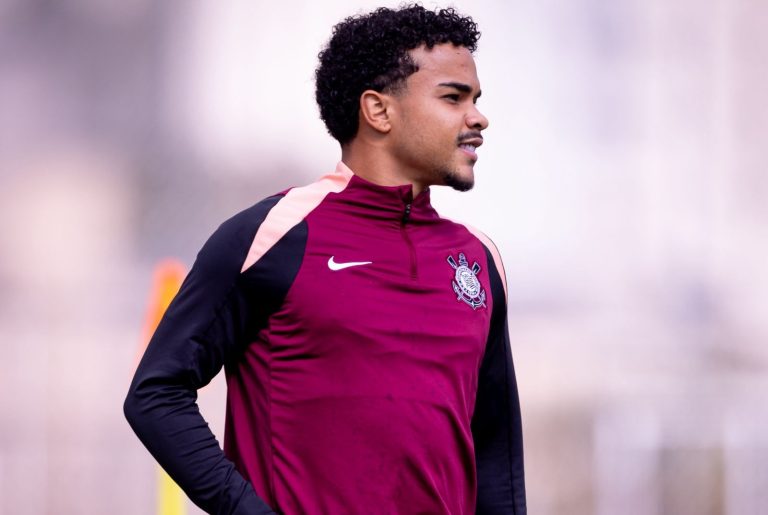 Corinthians encerra preparação para enfrentar o Grêmio