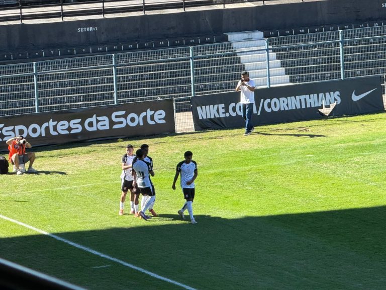 Corinthians goleia a Ponte Preta pelo Paulista Sub-20